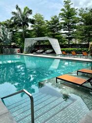 Sky Vue (D20), Condominium #558817871